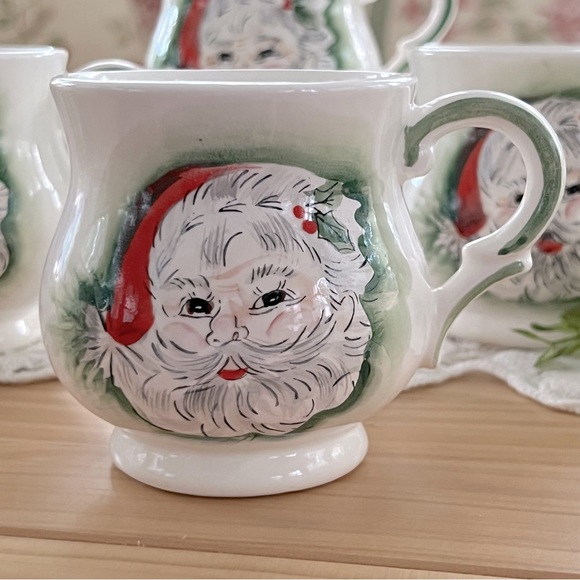 Set of 4 ~ Vintage RARE Christmas Cups w/ Hand Painted Santa Claus Faces ~ Japan - Picture 3 of 8